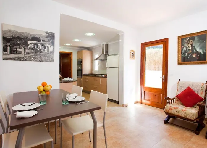 Ferienhaus Gemuetliches Haus In Der Naehe Von Und Cala S-vicenc By Interhome