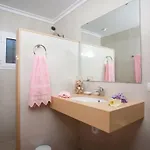 別荘 Gemuetliches Haus In Der Naehe Von Und Cala S-vicenc By Interhome *