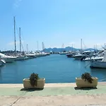 Gemuetliches Haus In Der Naehe Von Und Cala S-vicenc By Interhome 別荘 ポレンサ