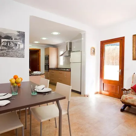 Будинок відпочинку Gemuetliches Haus In Der Naehe Von Und Cala S-vicenc By Interhome